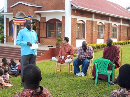 Phật giáo trong thế giới phương tây